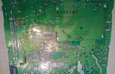 The reverse of the main circuit board of the unit.